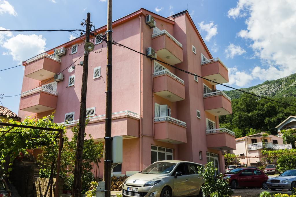 Dom Apartments Budva Exteriör bild