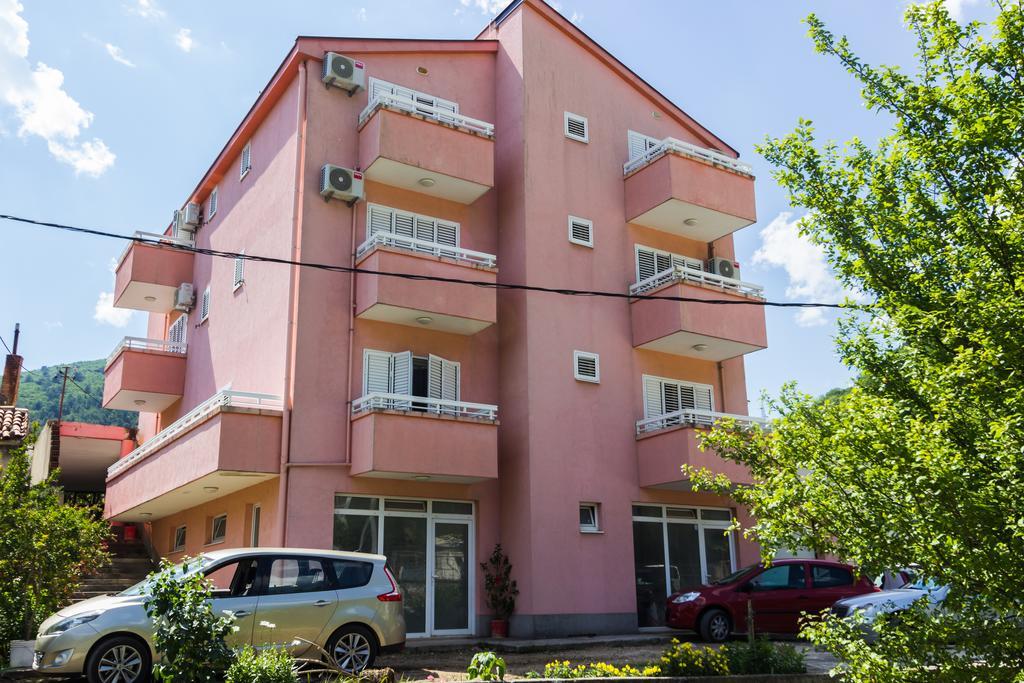 Dom Apartments Budva Exteriör bild
