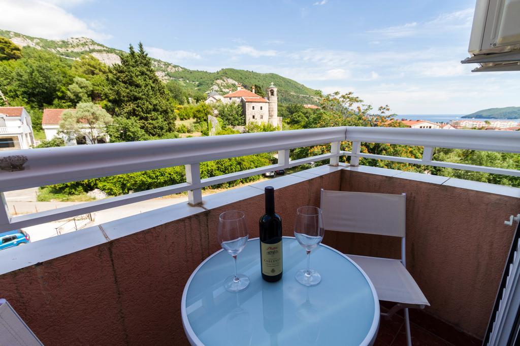 Dom Apartments Budva Exteriör bild