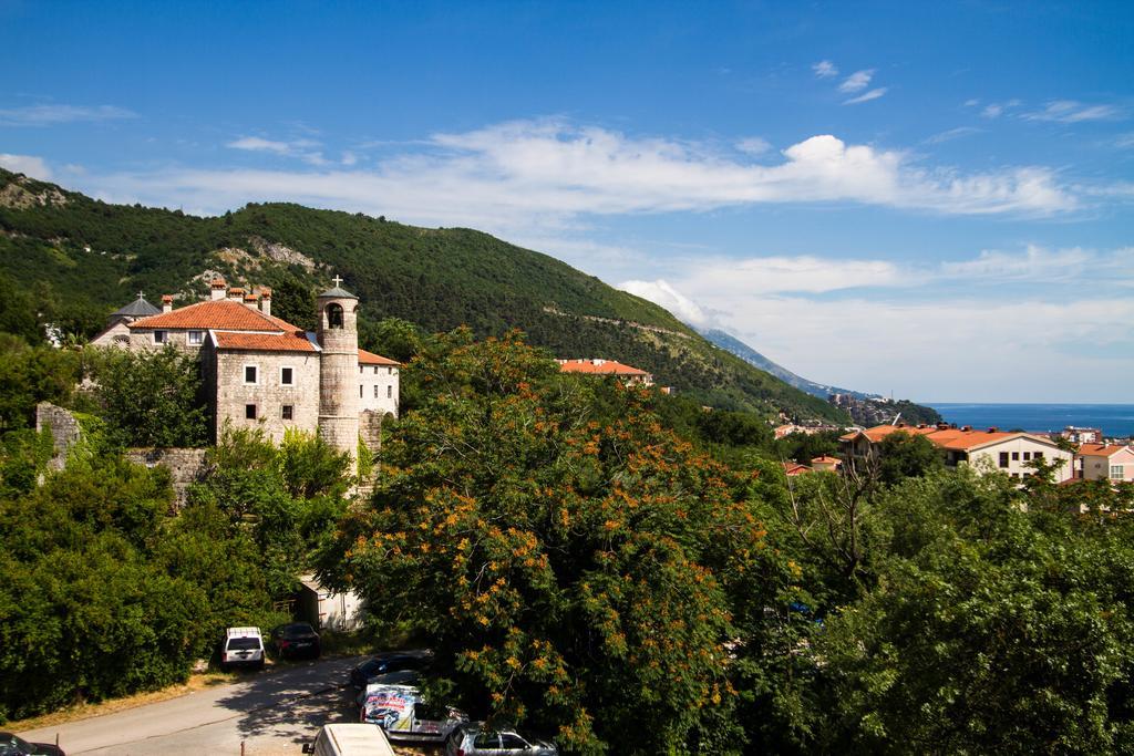 Dom Apartments Budva Exteriör bild